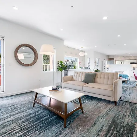 Day Dreams By Avantstay Private Balcony A Hollywood Location